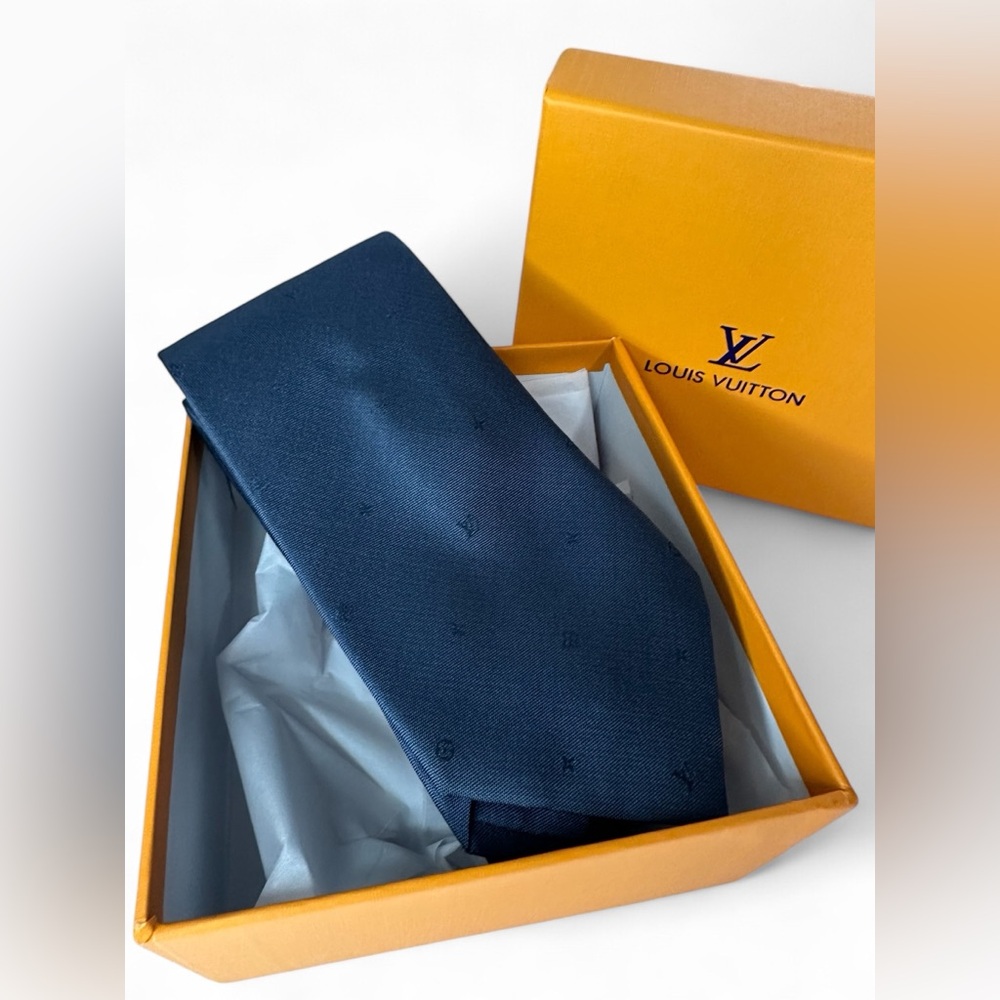 Authentic Louis Vuitton Silk Necktie Brand Business